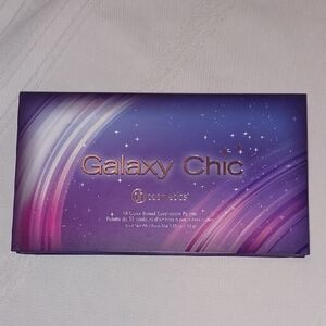BH Cosmetics Galaxy Chic Palette with Purple and Pink Hues